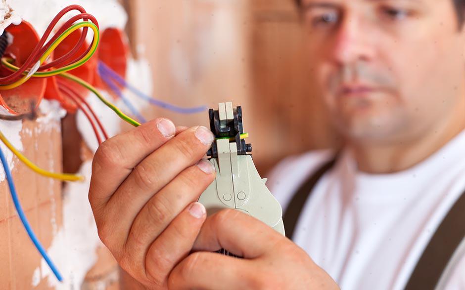tarif horaire d'un électricien Le Raincy