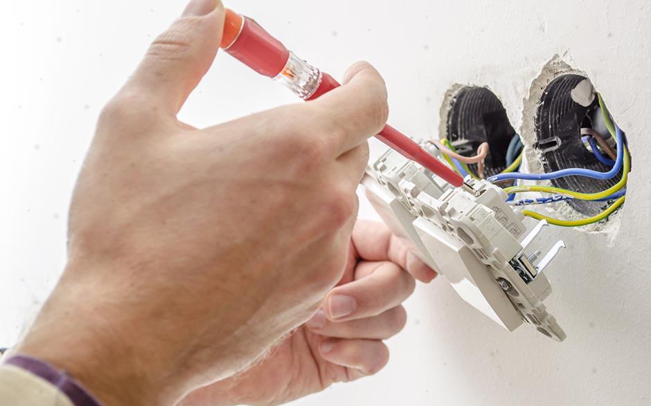 tarif horaire d'un électricien Le Raincy